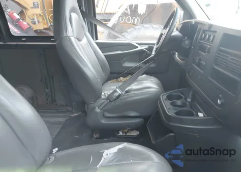 2008 Chevrolet Express G1500 from USA, damaged, VIN 1GNFG154881120777